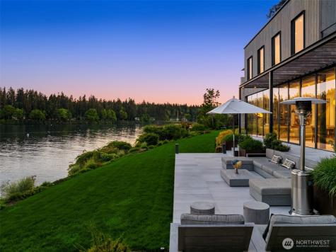 10555 NE Seaborn Road Bainbridge Island WA 98110