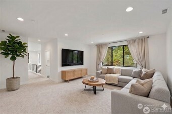 7623 NE 198th Court Kenmore WA 98028
