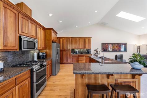 8124 101st Avenue NE Lake Stevens WA 98258