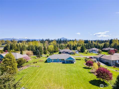 8124 101st Avenue NE Lake Stevens WA 98258