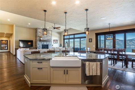 219 Corkscrew Lane Manson WA 98831