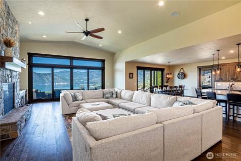 219 Corkscrew Lane Manson WA 98831