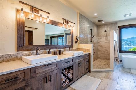219 Corkscrew Lane Manson WA 98831