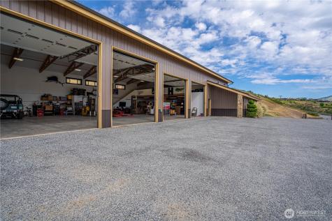 219 Corkscrew Lane Manson WA 98831