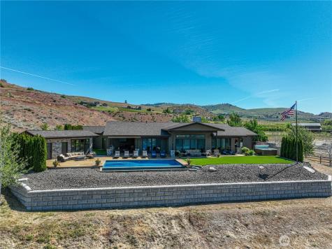 219 Corkscrew Lane Manson WA 98831
