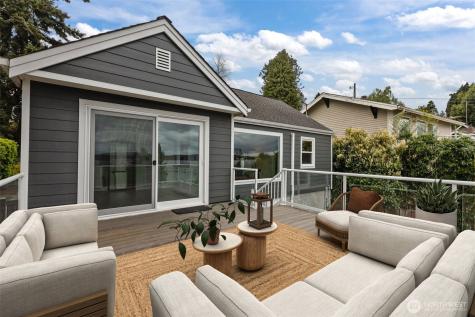 8450 E Side Drive NE Tacoma WA 98422
