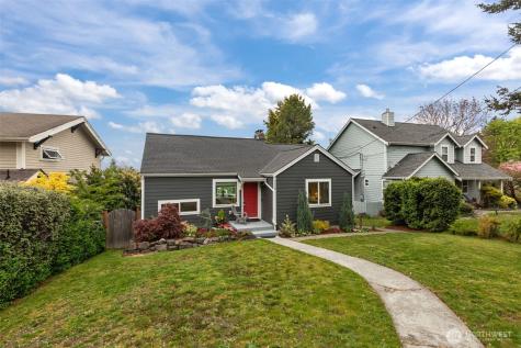 8450 E Side Drive NE Tacoma WA 98422