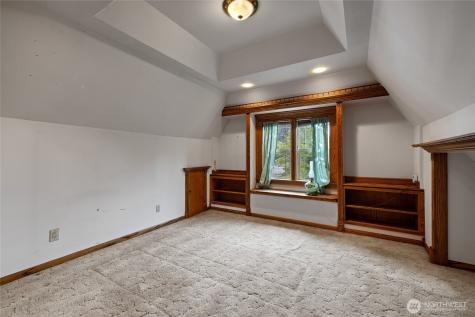 401 7th Street NW Puyallup WA 98371
