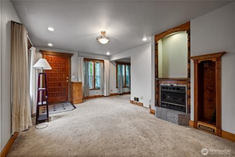 401 7th Street NW Puyallup WA 98371