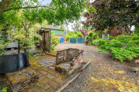 401 7th Street NW Puyallup WA 98371
