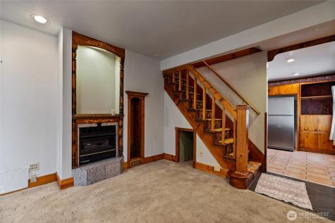 401 7th Street NW Puyallup WA 98371
