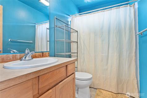 1162 Aaron Drive Lynden WA 98264