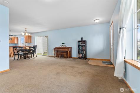 1162 Aaron Drive Lynden WA 98264