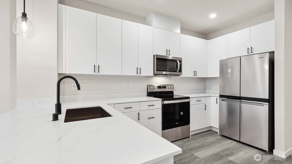 16830 20th Avenue W Lynnwood WA 98037