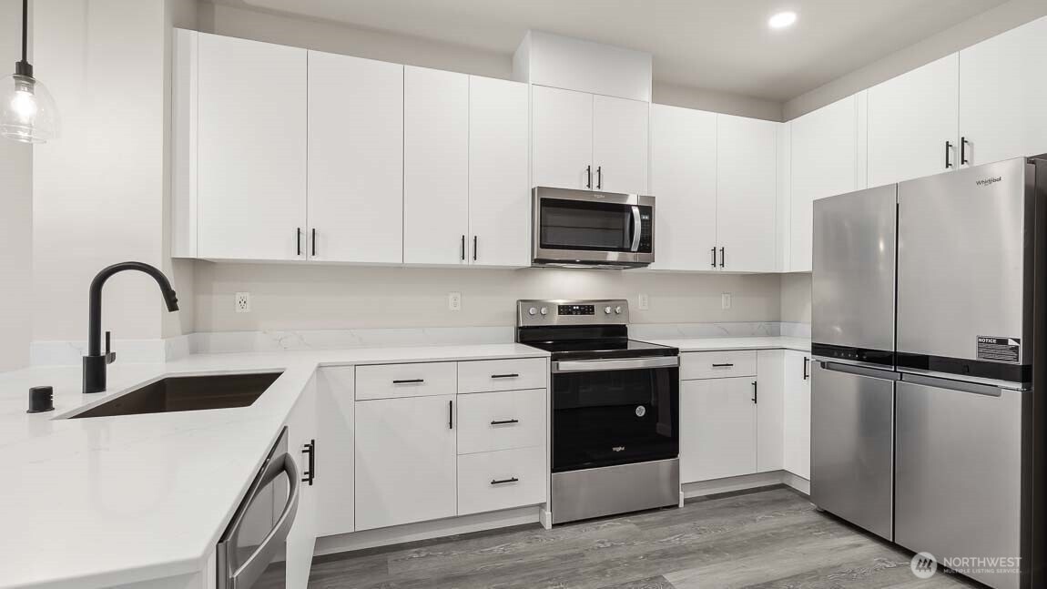 16830 20th Avenue W Lynnwood WA 98037