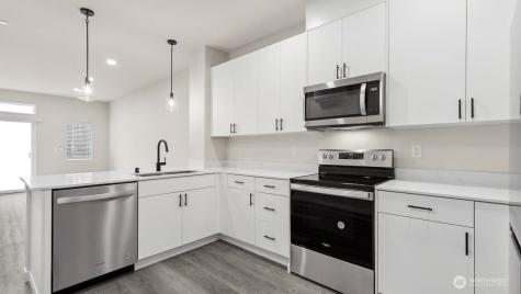 16830 20th Avenue W Lynnwood WA 98037