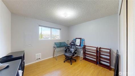 17121 SE 264th Place Covington WA 98042