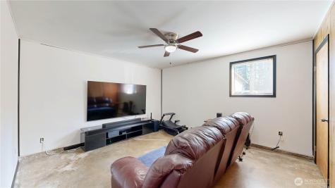 17121 SE 264th Place Covington WA 98042