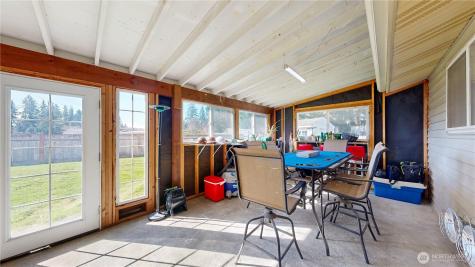 17121 SE 264th Place Covington WA 98042