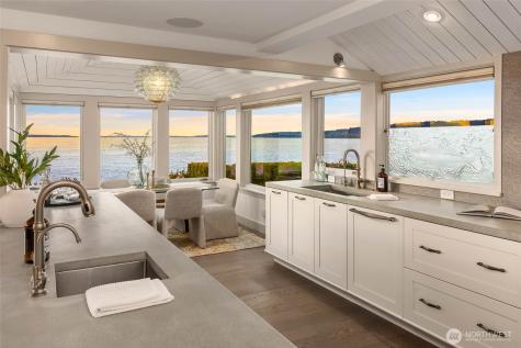 2628 NW Esplanade Seattle WA 98117