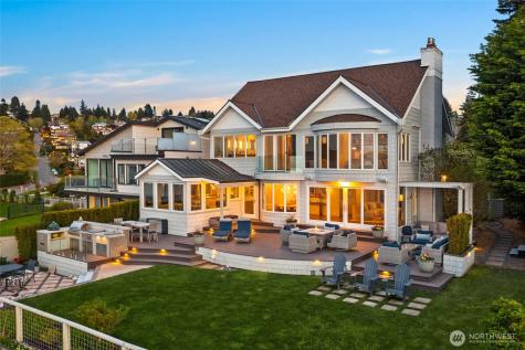 2628 NW Esplanade Seattle WA 98117