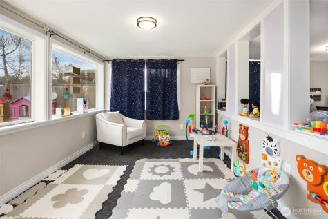 15411 SE 8th Street Bellevue WA 98007