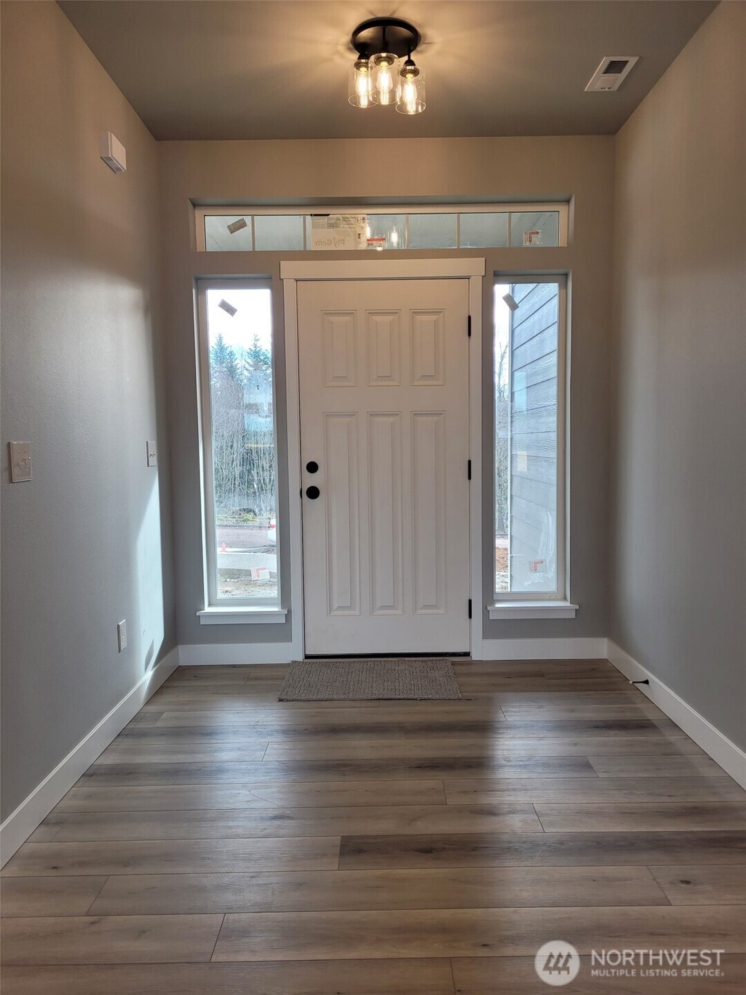 22 Raven Lane Elma WA 98541