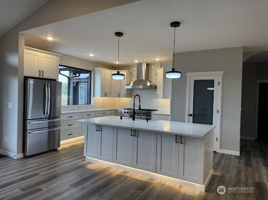 22 Raven Lane Elma WA 98541