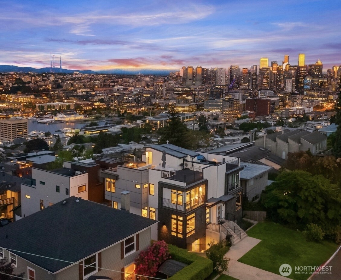 1516 Bigelow Avenue N Seattle WA 98109