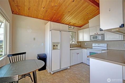 634 Lehman Drive Camano Island WA 98282