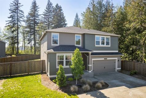 17516 Crossing Puyallup WA 98374