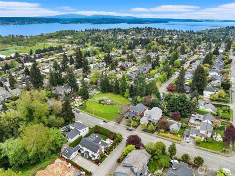 5230 NE 75th Street Seattle WA 98115