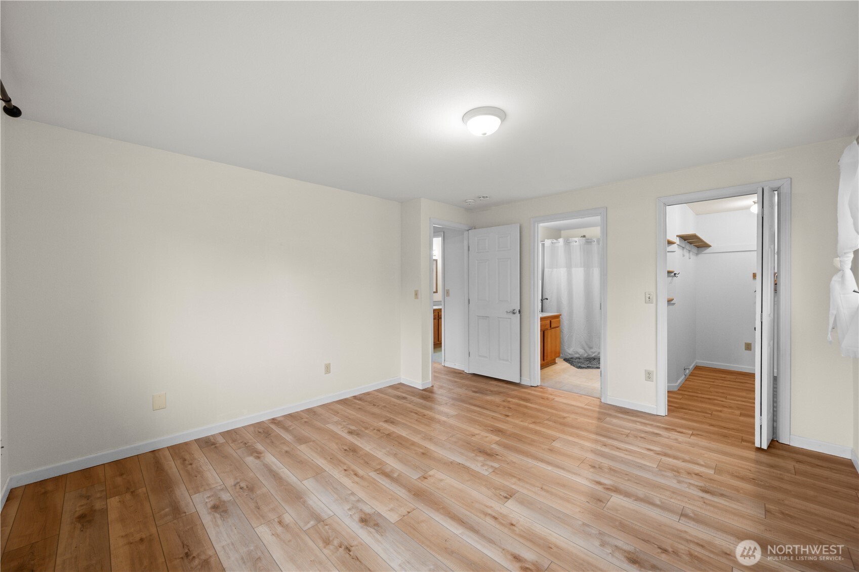314 Dungeness Meadows Sequim WA 98382