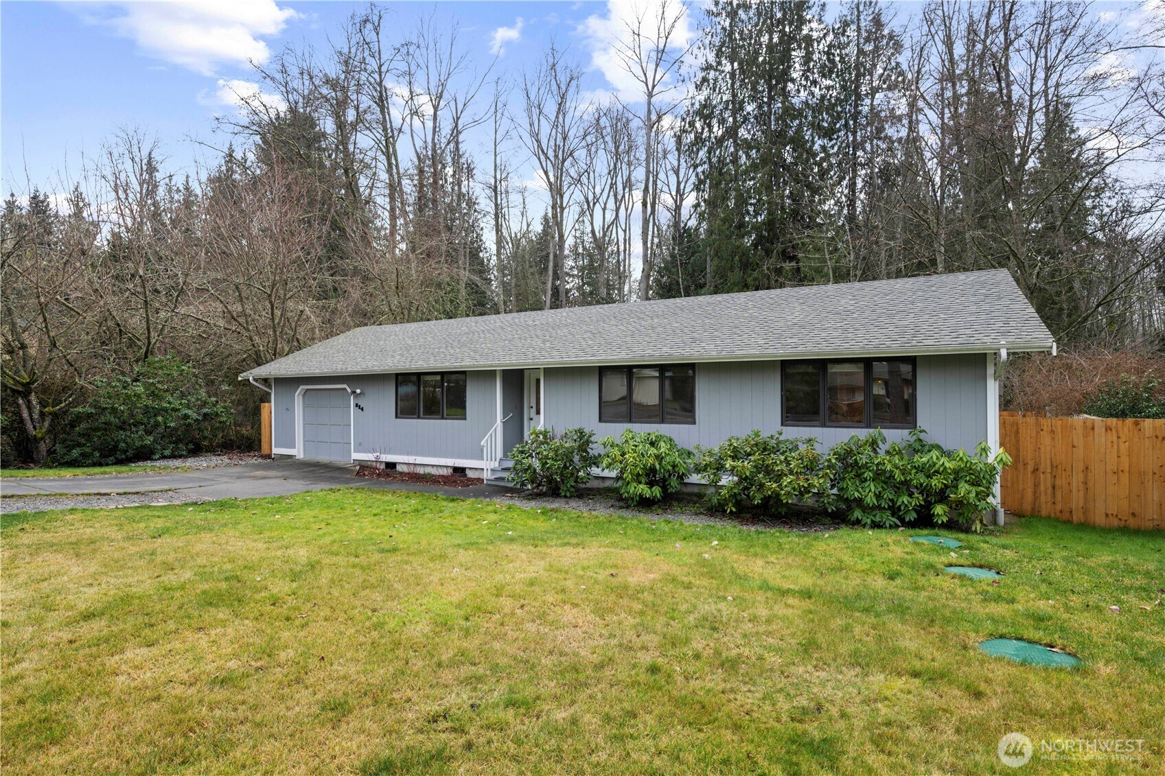 314 Dungeness Meadows Sequim WA 98382