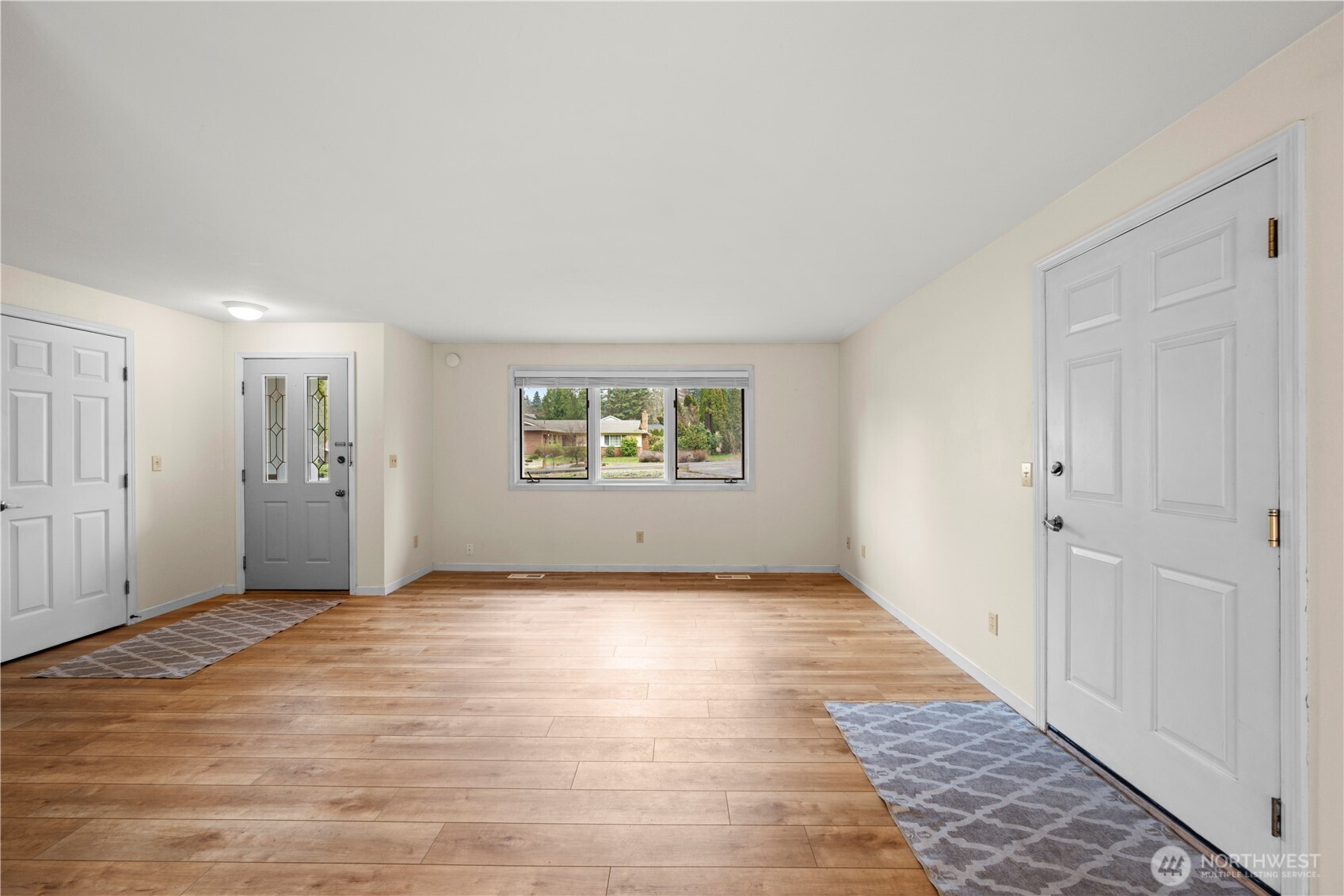 314 Dungeness Meadows Sequim WA 98382
