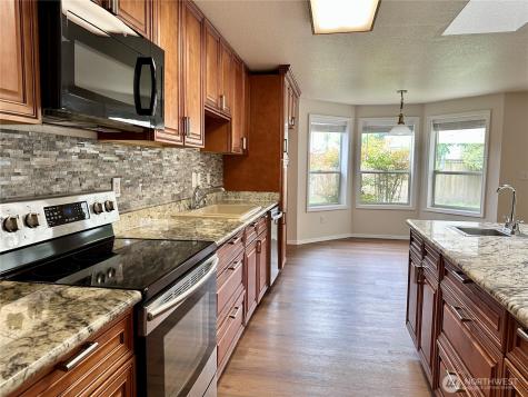 2137 Springview Drive NE Olympia WA 98506