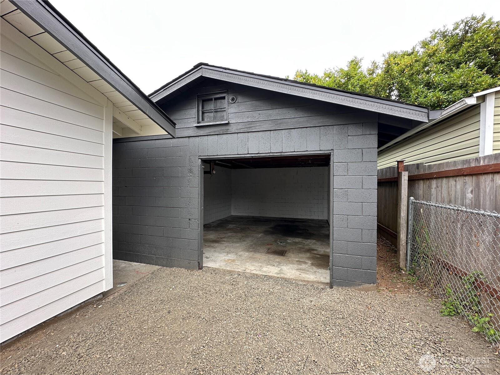 1743 SE Crawford Road Port Orchard WA 98366