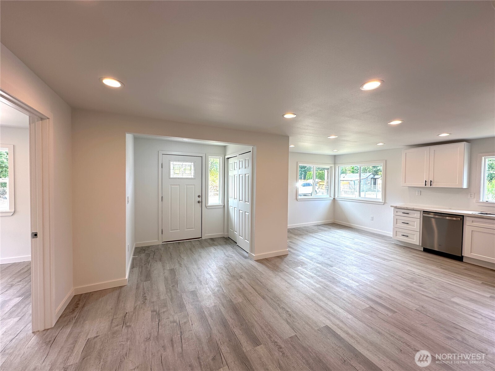 1743 SE Crawford Road Port Orchard WA 98366