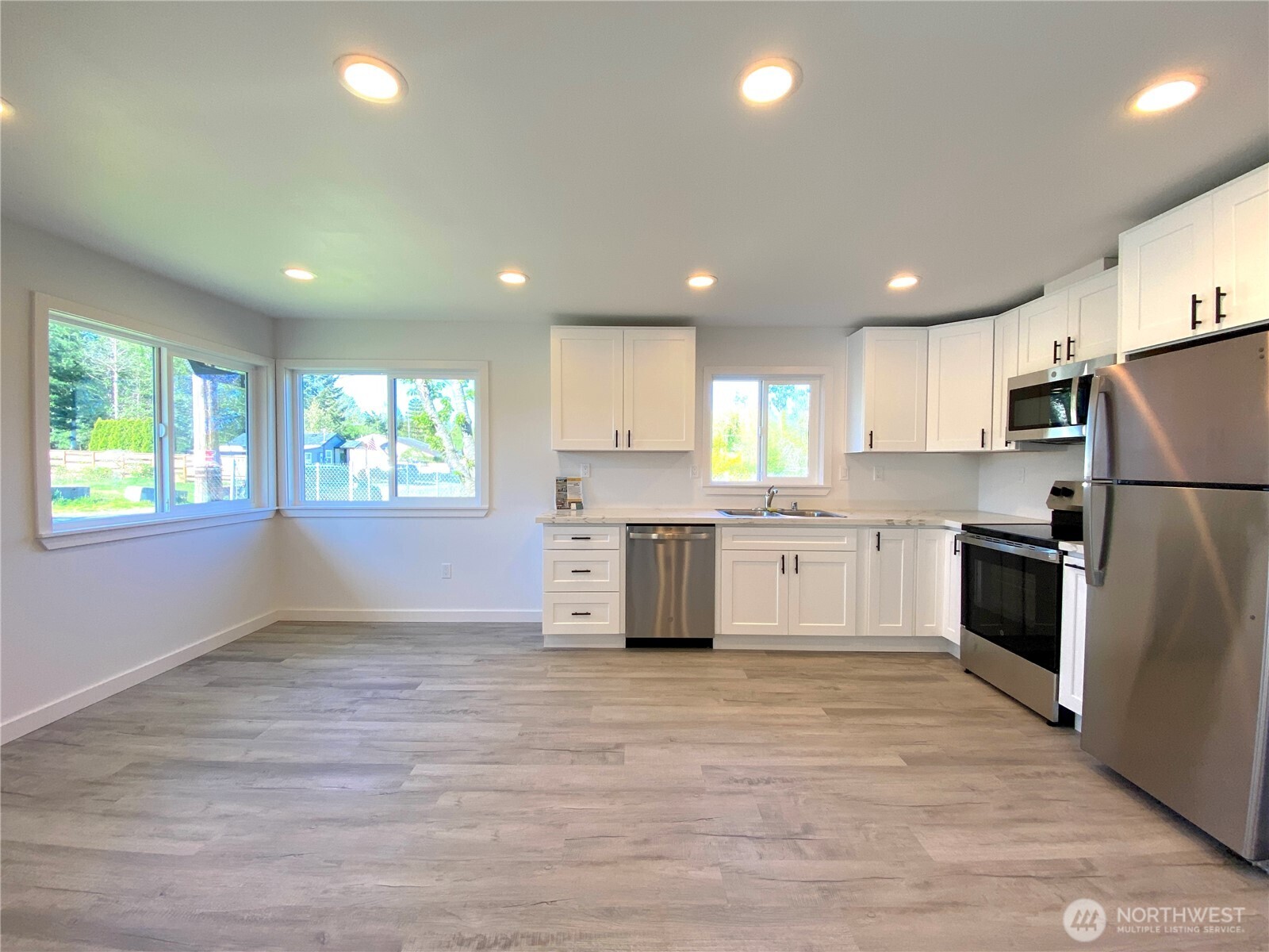 1743 SE Crawford Road Port Orchard WA 98366