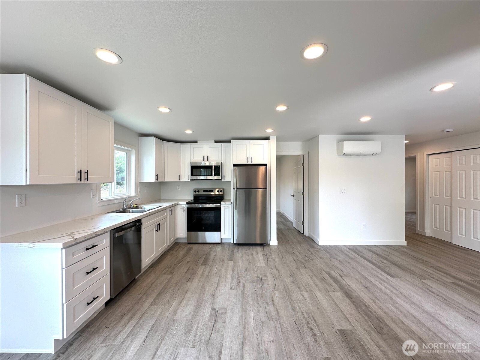 1743 SE Crawford Road Port Orchard WA 98366