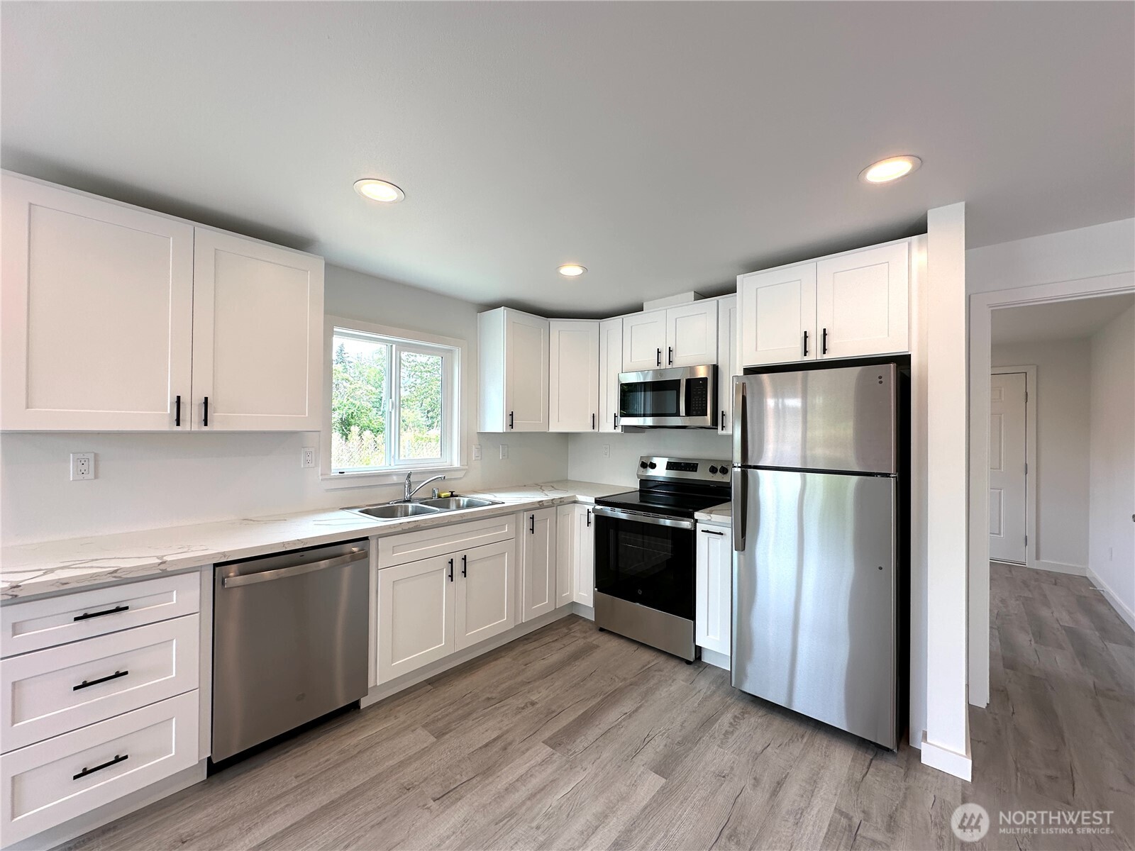 1743 SE Crawford Road Port Orchard WA 98366