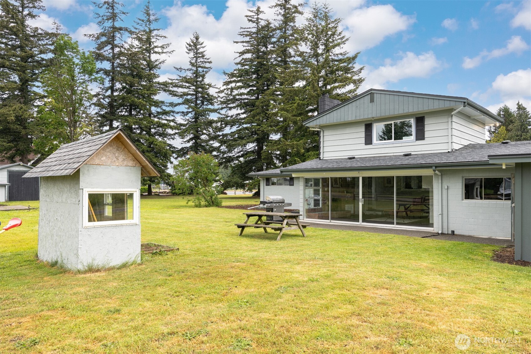 108 W Bartlett Road Lynden WA 98264