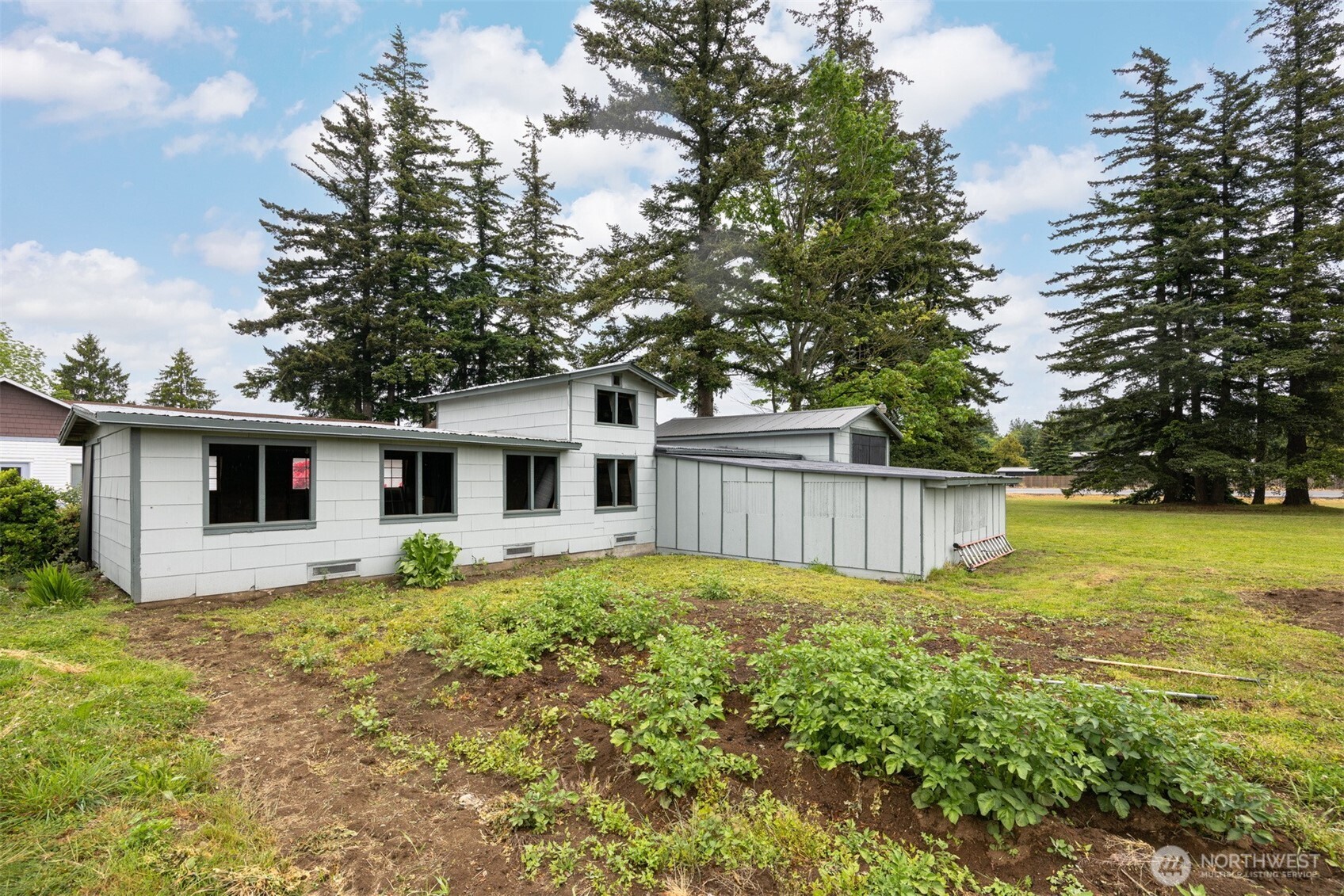 108 W Bartlett Road Lynden WA 98264