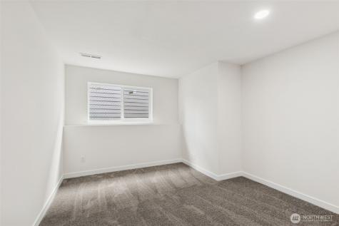 7002 42nd Avenue S Seattle WA 98118