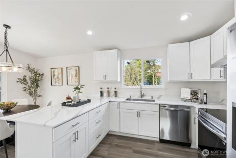 7002 42nd Avenue S Seattle WA 98118