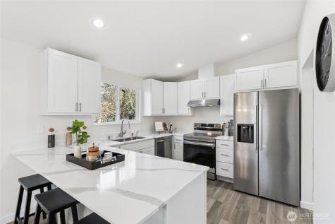 7002 42nd Avenue S Seattle WA 98118