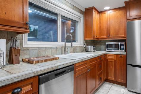 9024 171st Avenue NE Redmond WA 98052