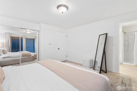 9024 171st Avenue NE Redmond WA 98052