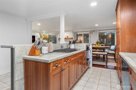 9024 171st Avenue NE Redmond WA 98052