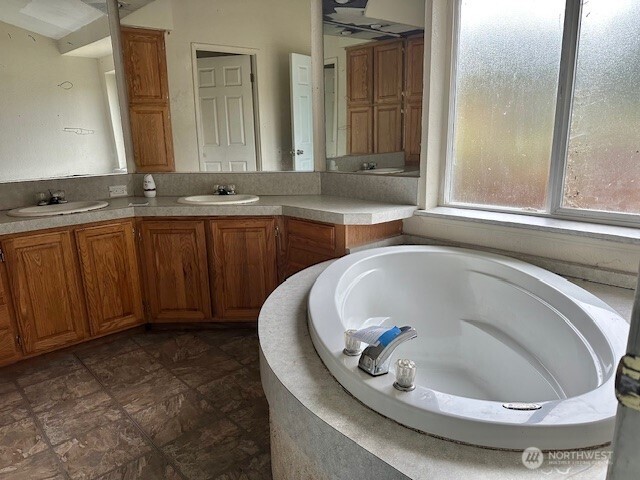 210 Pilgrim Road Castle Rock WA 98611